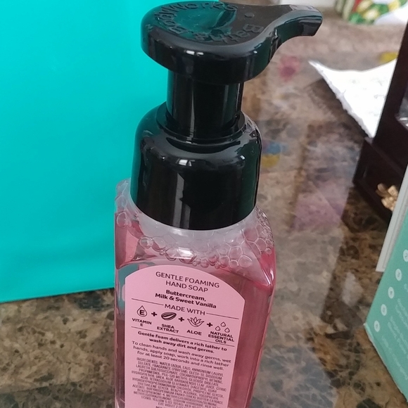 Brand new Hip Hop Hooray - Picture 2 of 2